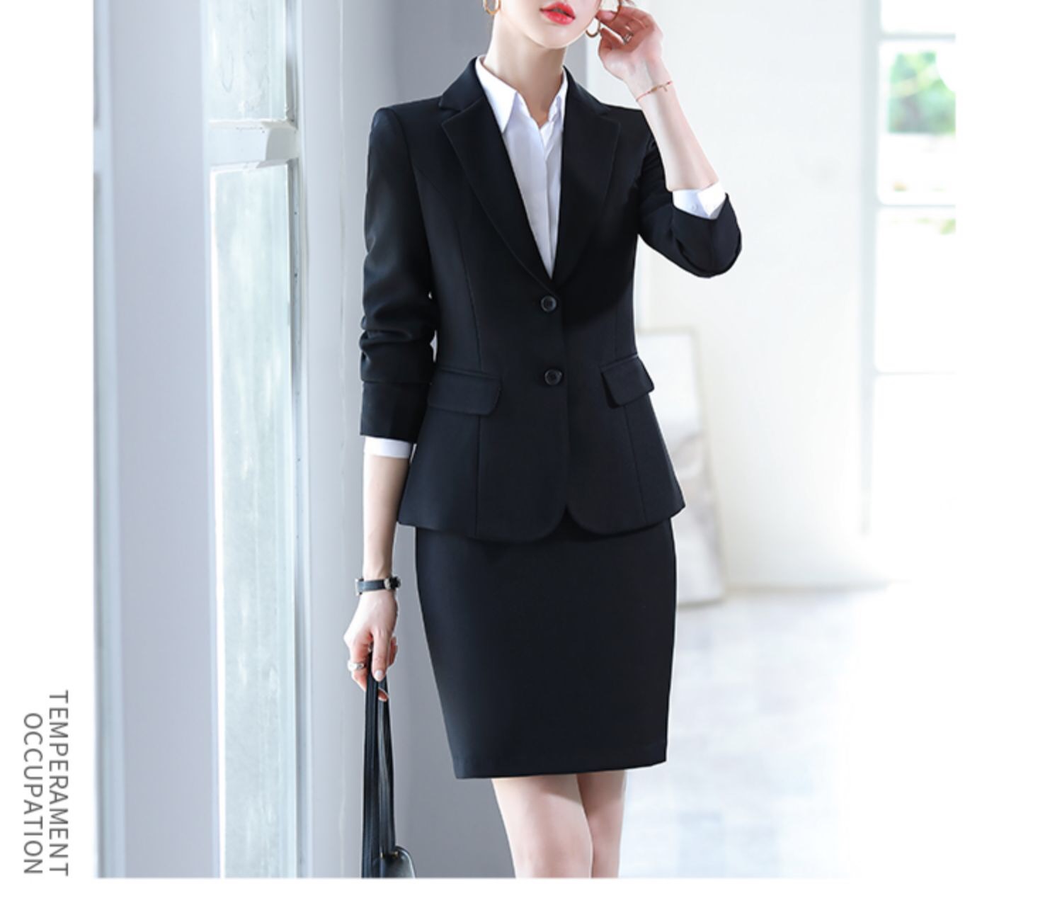 礼仪服装